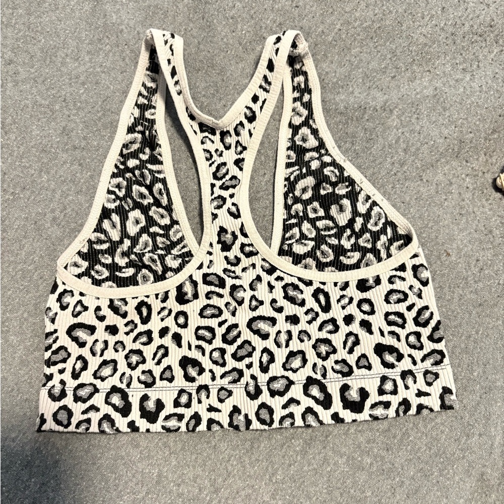 Leopard Print Racerback Sports Bra - Picture 2 of 3